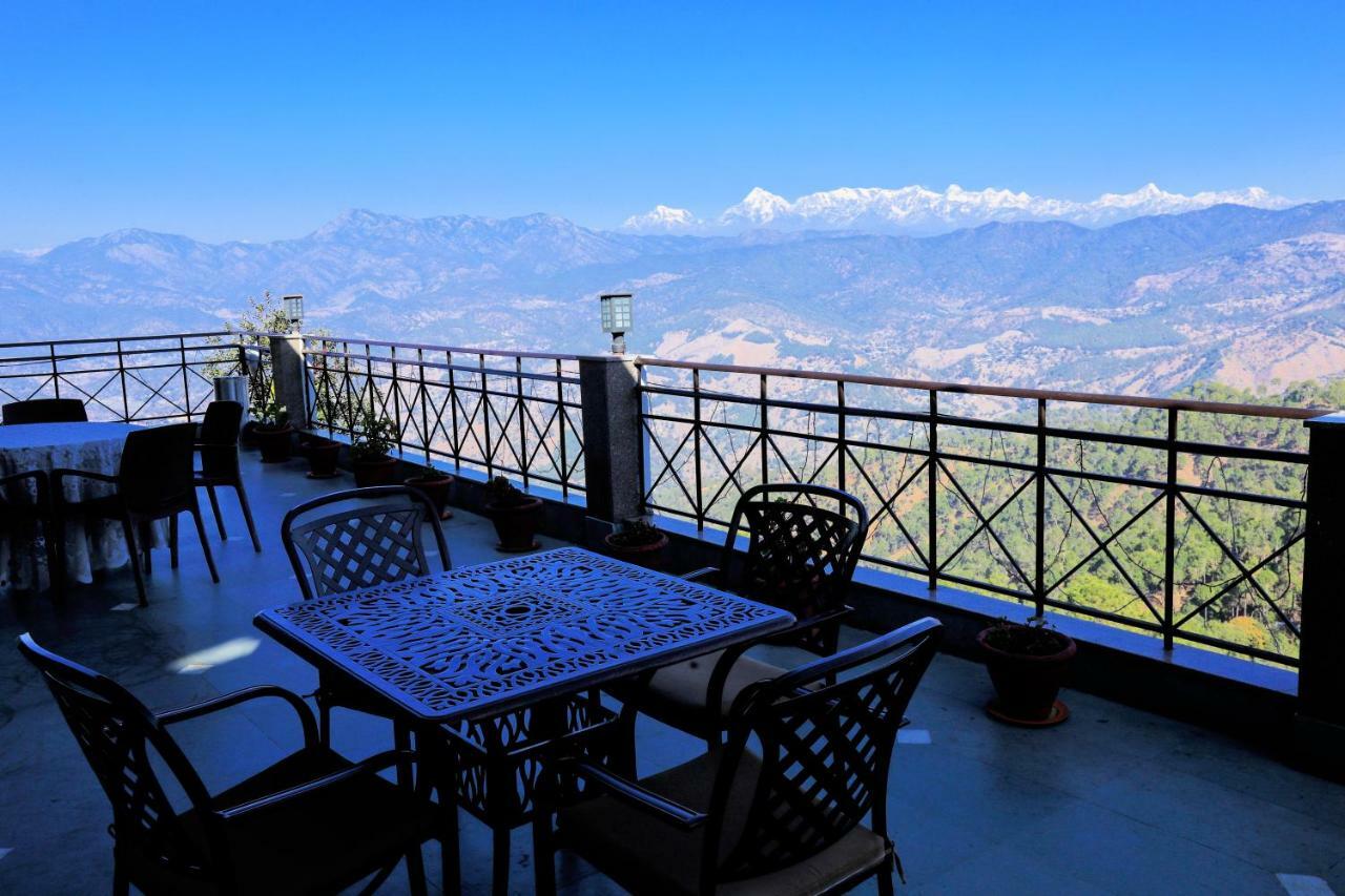 Woodsvilla Resort Ranikhet Bagian luar foto