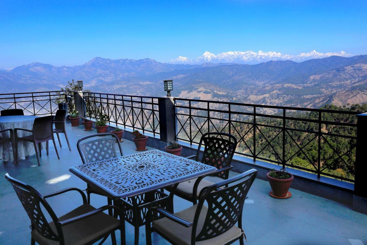 Woodsvilla Resort Ranikhet Bagian luar foto